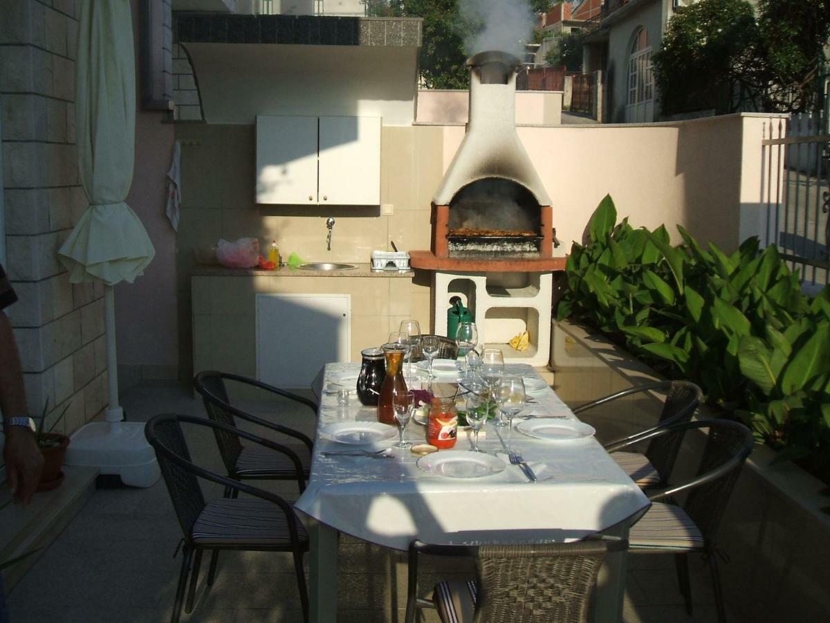 House Bacak - Apartment & Wellness-Studio Baska Voda Bagian luar foto