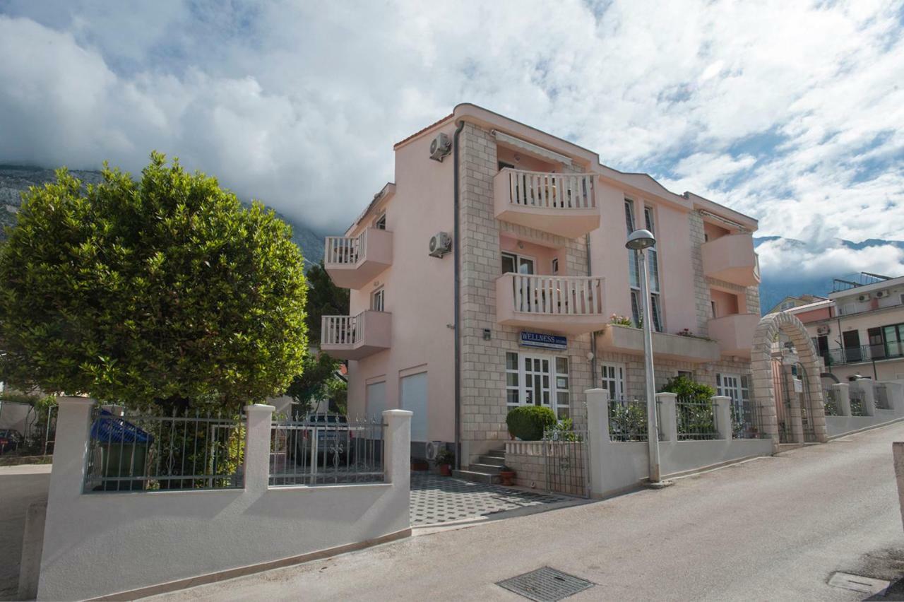 House Bacak - Apartment & Wellness-Studio Baska Voda Bagian luar foto